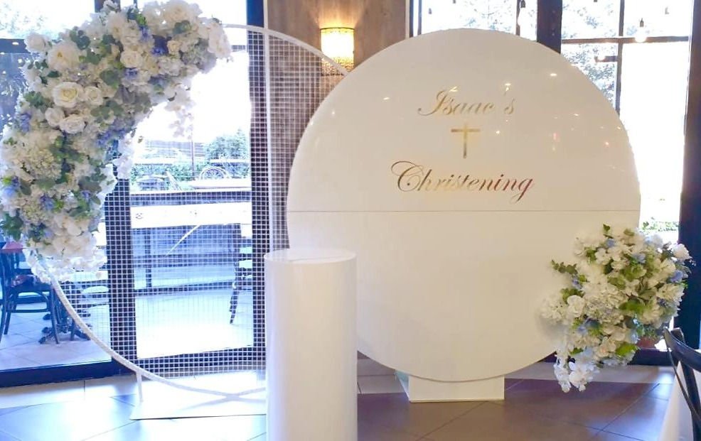 bead3e_39125a9fc9fb4097b25b133f96ca7323mv2.jpg White Round Wall - Image 1