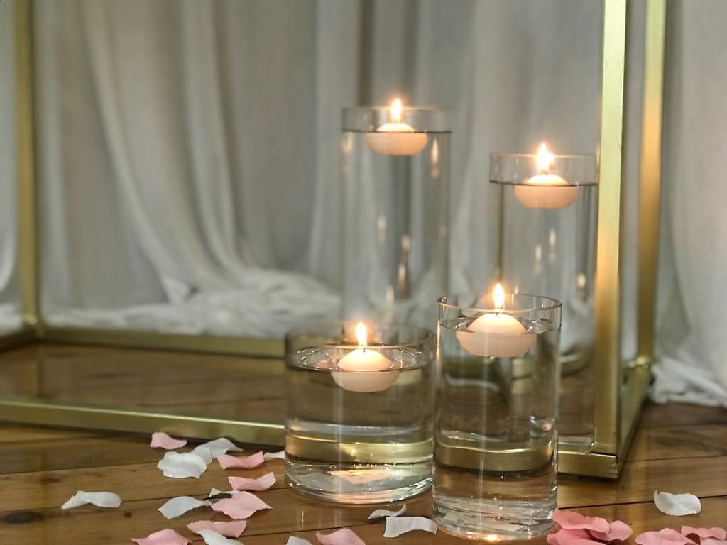 bead3e_5687afeec0654d73a1c8419e5066e5f4mv2.jpeg Floating Candles - Image 1